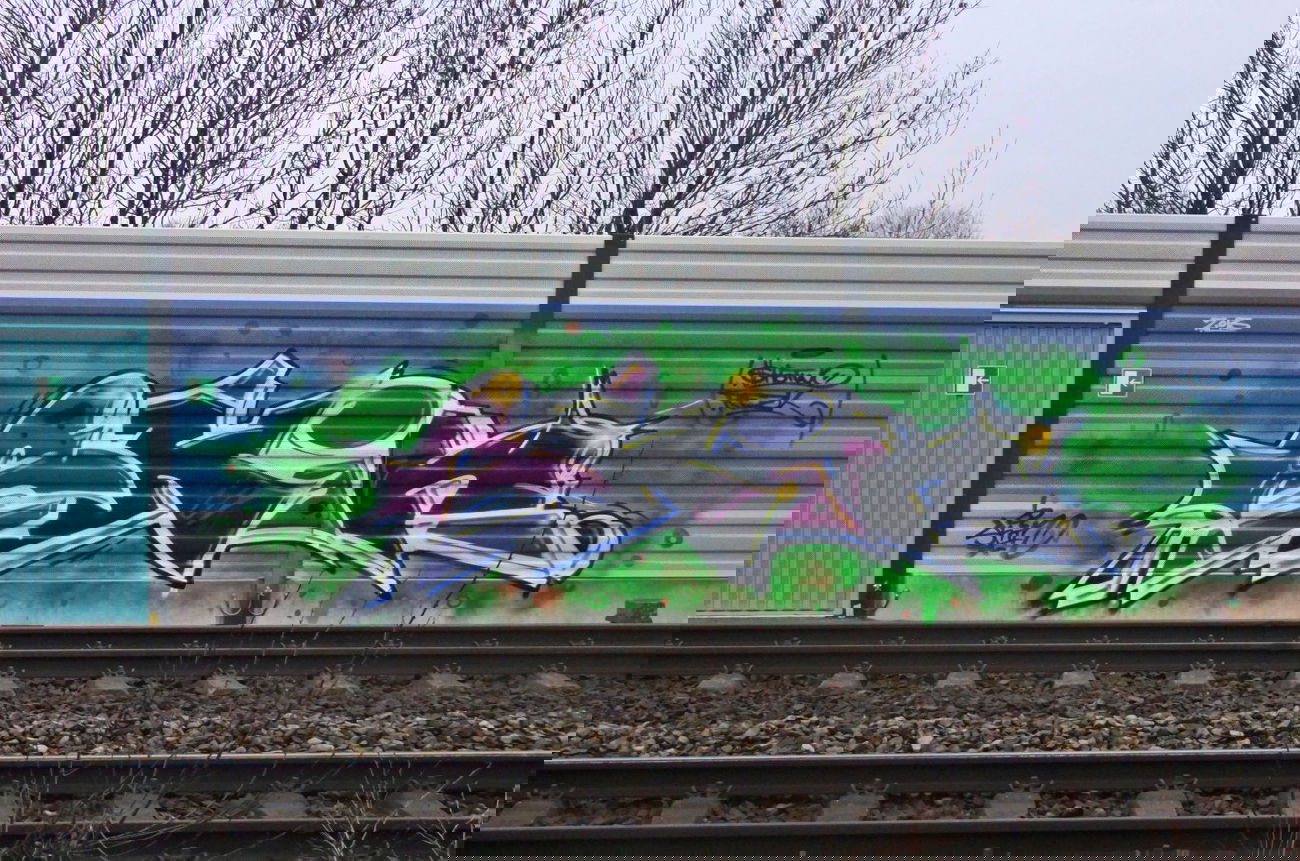 Graffiti Bombing in Delmenhorst - Photo by oldenburgcity - skin, atk (2013)