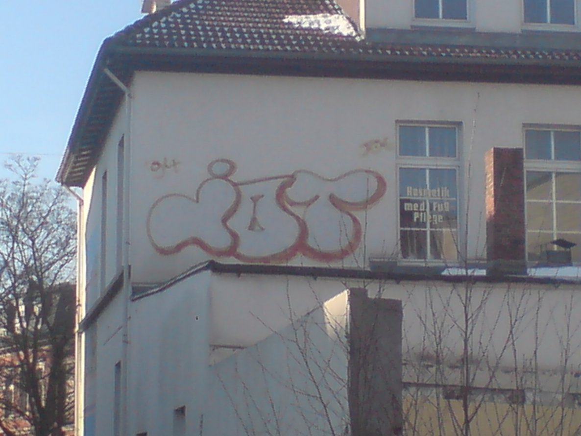 Graffiti Bombing in Oldenburg - Photo by oldenburgcity - jot (1994)