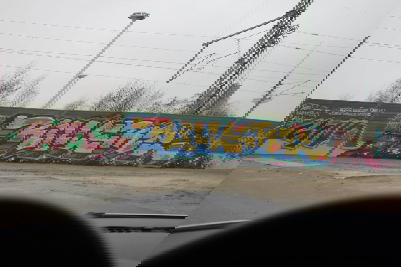 Graffiti Bombing in Bremen - Photo by oldenburgcity - swk, rillerz, rlz (2014)