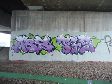 Graffiti Bombing in Oldenburg - Photo by oldenburgcity - abs, tgs (2014)
