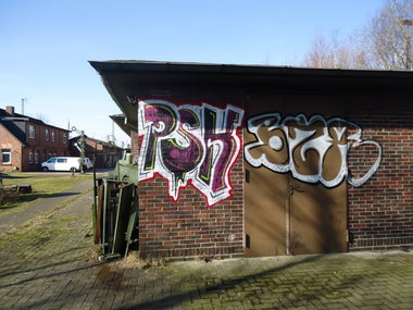 Graffiti Bombing in Oldenburg - Photo by oldenburgcity - psk, bza (2014)