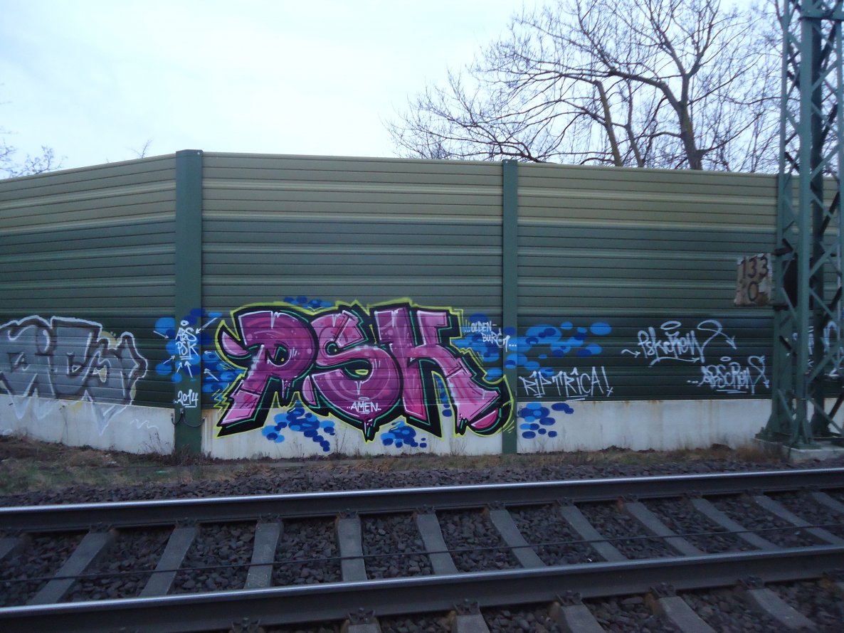 Graffiti Bombing in Timbuktu - Photo by oldenburgcity - psk, ois (2014)