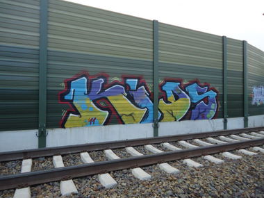 Graffiti Bombing in Timbuktu - Photo by oldenburgcity - kids (2011)