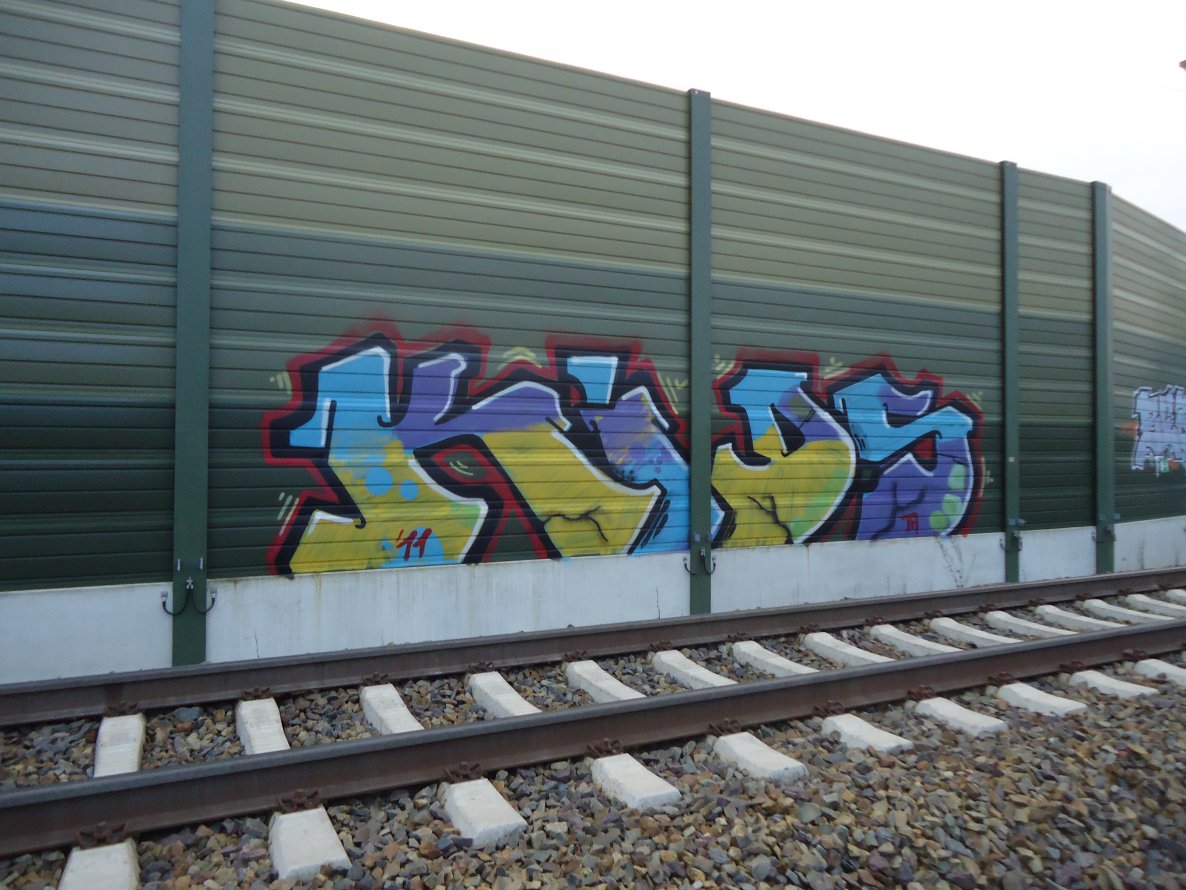 Graffiti Bombing in Timbuktu - Photo by oldenburgcity - kids (2011)