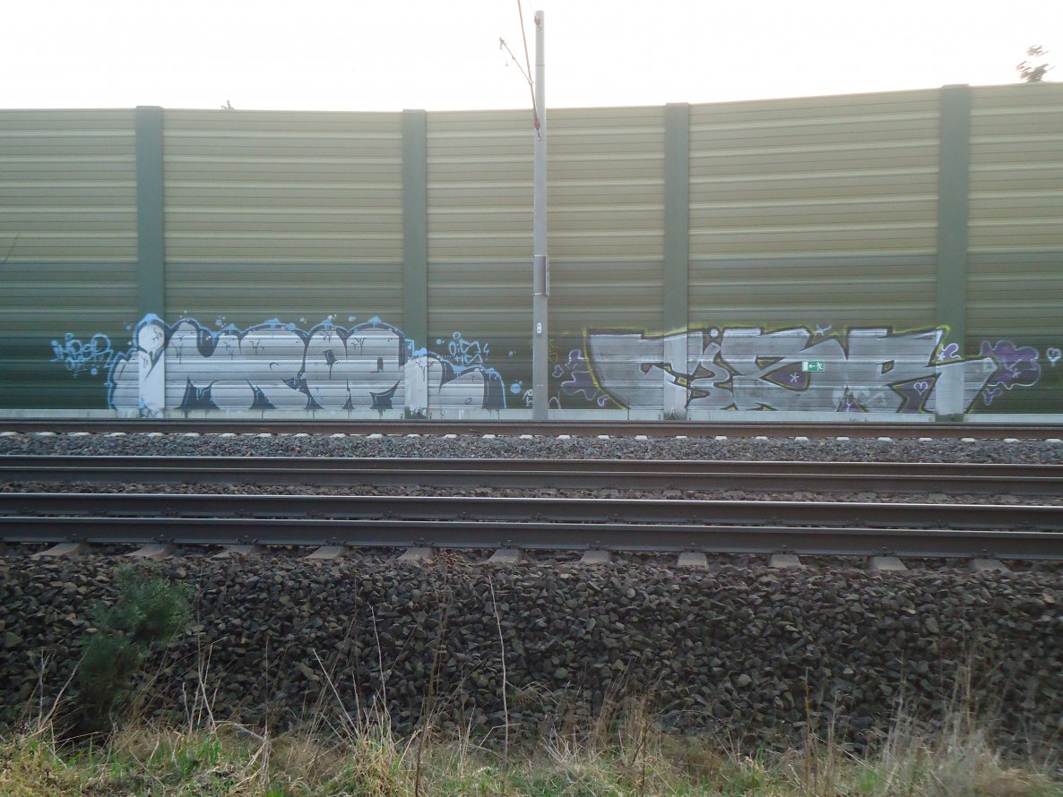 Graffiti Bombing in Timbuktu - Photo by oldenburgcity - impor, fisr