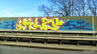 Graffiti Bombing in Oldenburg - Photo by oldenburgcity - rlz