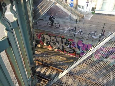 Graffiti Bombing in Groningen - Photo by oldenburgcity - psk (2014)