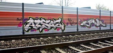 Graffiti Wall - Photo by oldenburgcity - alsoe, onil (2014)
