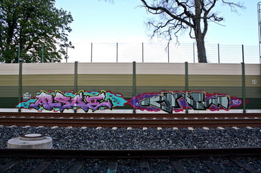 Graffiti Wall - Photo by oldenburgcity - alsoe, onil