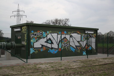 Graffiti Bombing - Photo by oldenburgcity - oniel, onil (2014)