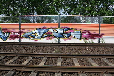 Graffiti Bombing - Photo by oldenburgcity - onil, oniel (2014)