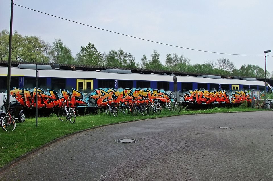 Graffiti Train - Photo by oldenburgcity - amen, chek, alsoe (2014)