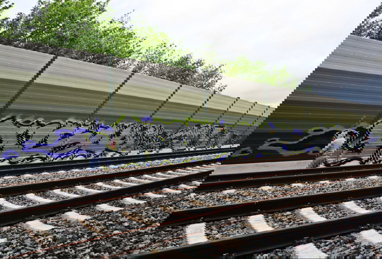 Graffiti Wall - Photo by oldenburgcity - alsoe, onil