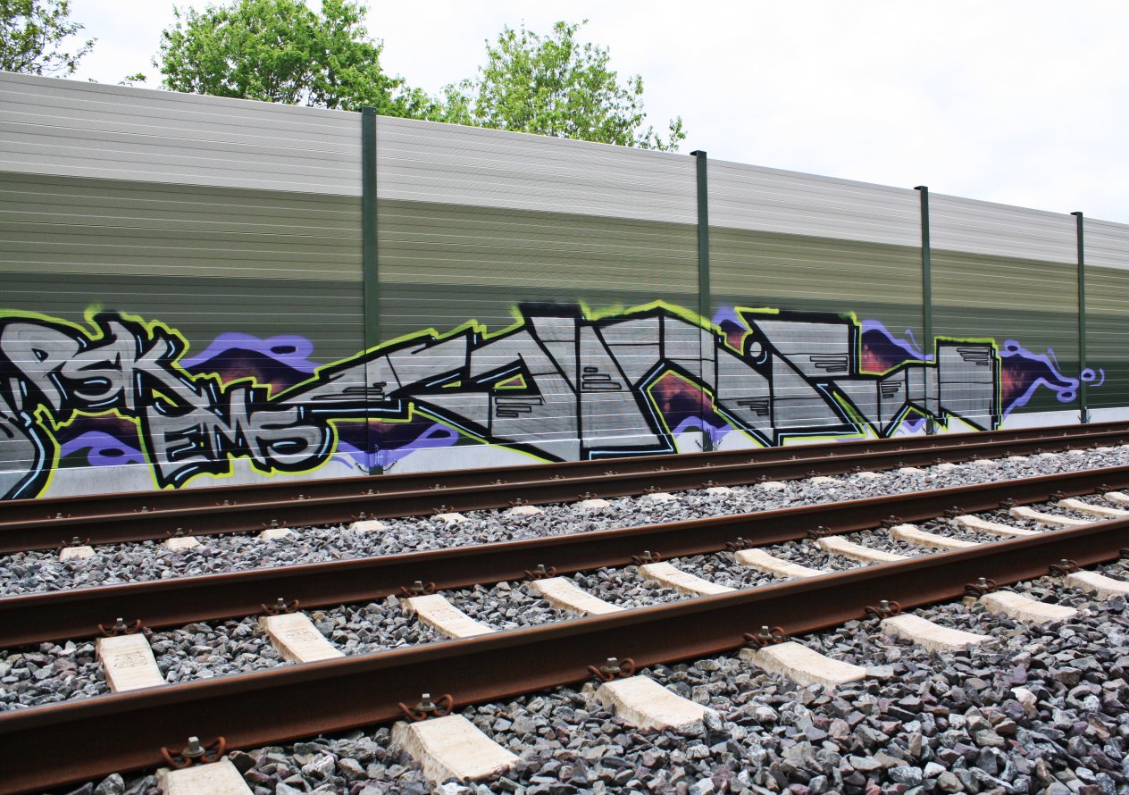 Graffiti Wall - Photo by oldenburgcity - onil