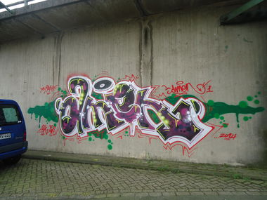 Graffiti Bombing in Oldenburg - Photo by oldenburgcity - amen (2014)
