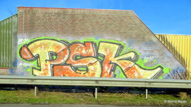 Graffiti Bombing in Oldenburg - Photo by oldenburgcity - psk (2010)