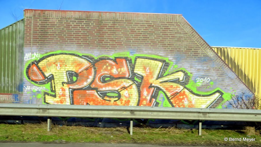 Graffiti Bombing in Oldenburg - Photo by oldenburgcity - psk (2010)