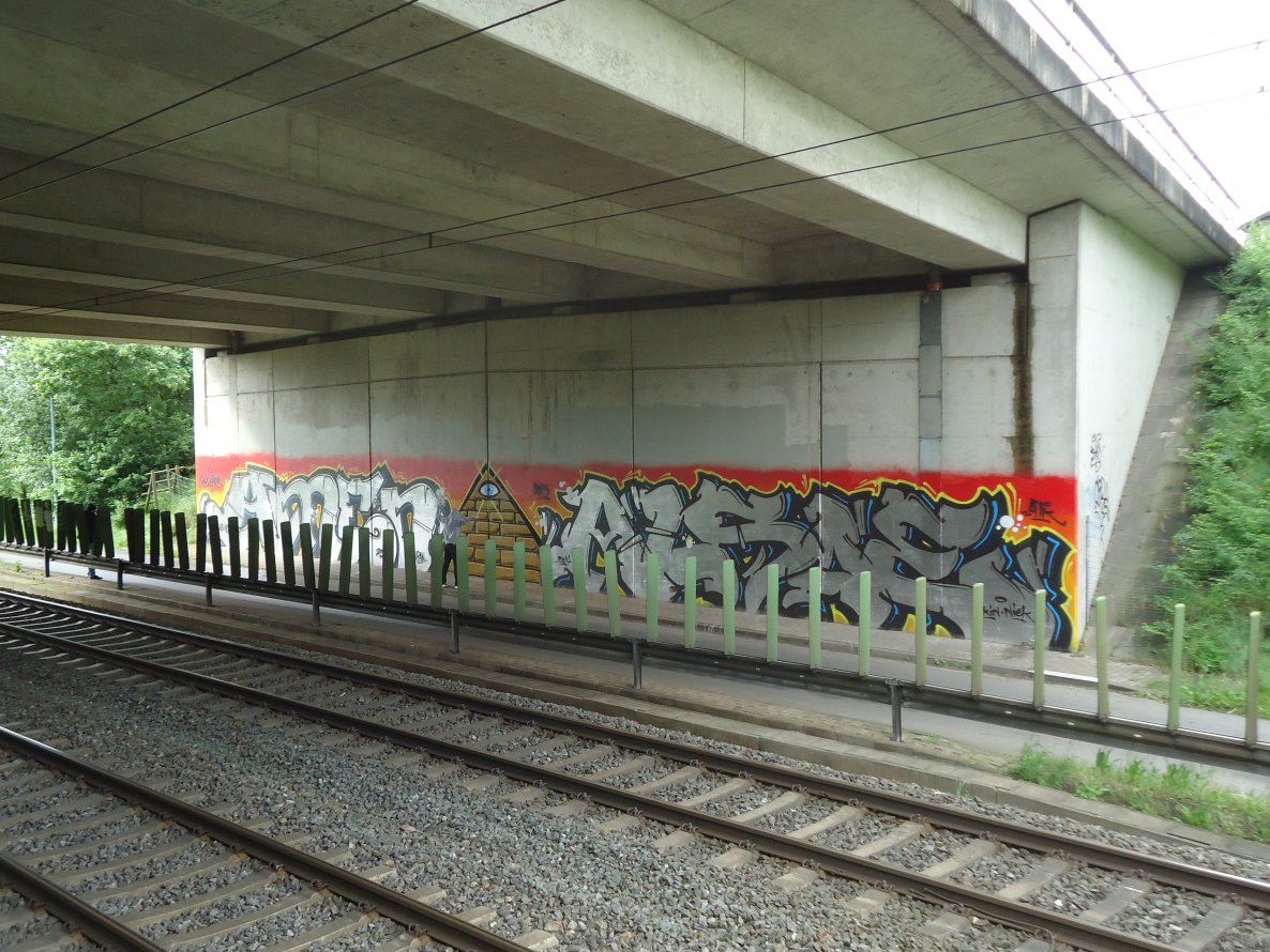 Graffiti Bombing in Oldenburg - Photo by oldenburgcity - amen, alsoe, also (2014)