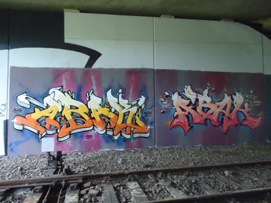 Graffiti Wall in Oldenburg - Photo by oldenburgcity - abak, tosh, sure (2014)