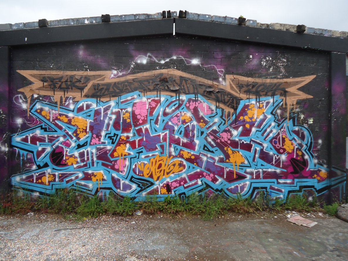 Graffiti Wall in Oldenburg - Photo by oldenburgcity - chek (2014)