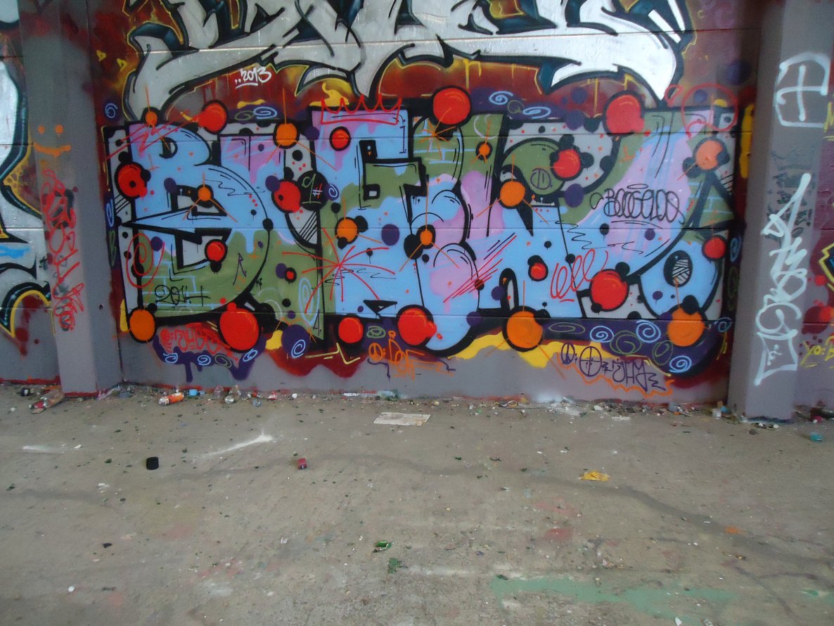 Graffiti Wall in Oldenburg - Photo by oldenburgcity - bogelo, bugelo (2014)
