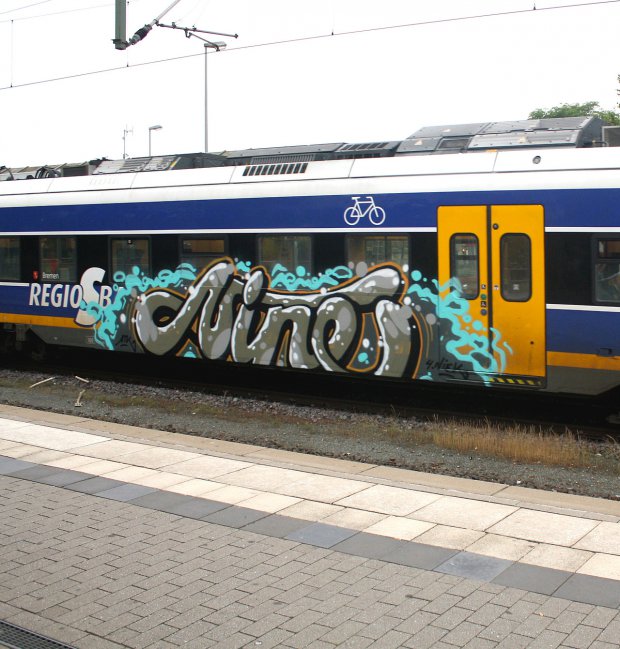 Graffiti Train - Photo by oldenburgcity - nine (2014)
