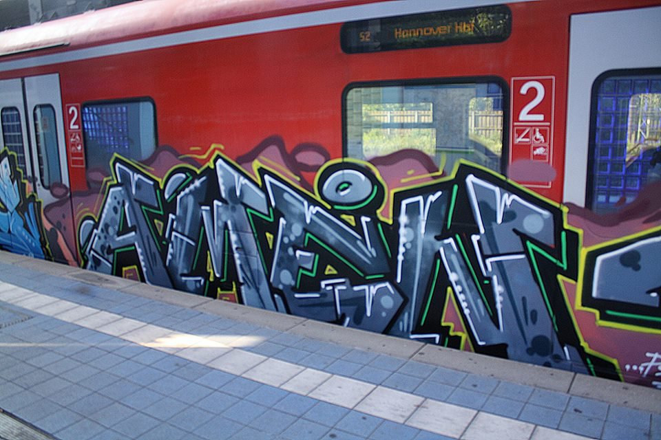 Graffiti Train - Photo by oldenburgcity - amen (2014)