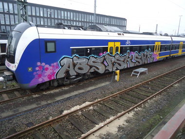 Graffiti Train - Photo by oldenburgcity - abs, psk, swk (2013)