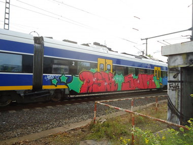 Graffiti Train - Photo by oldenburgcity - psk, swk (2014)