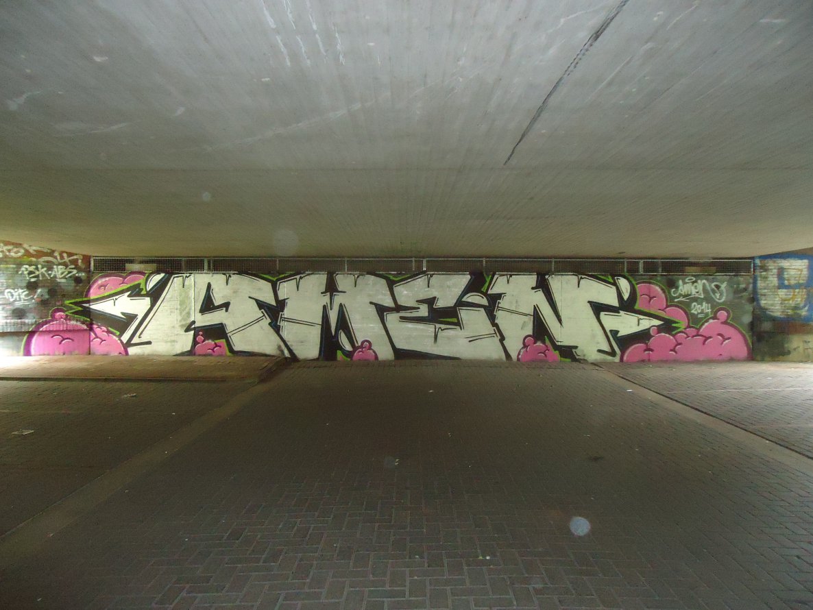 Graffiti Bombing - Photo by oldenburgcity - amen (2014)