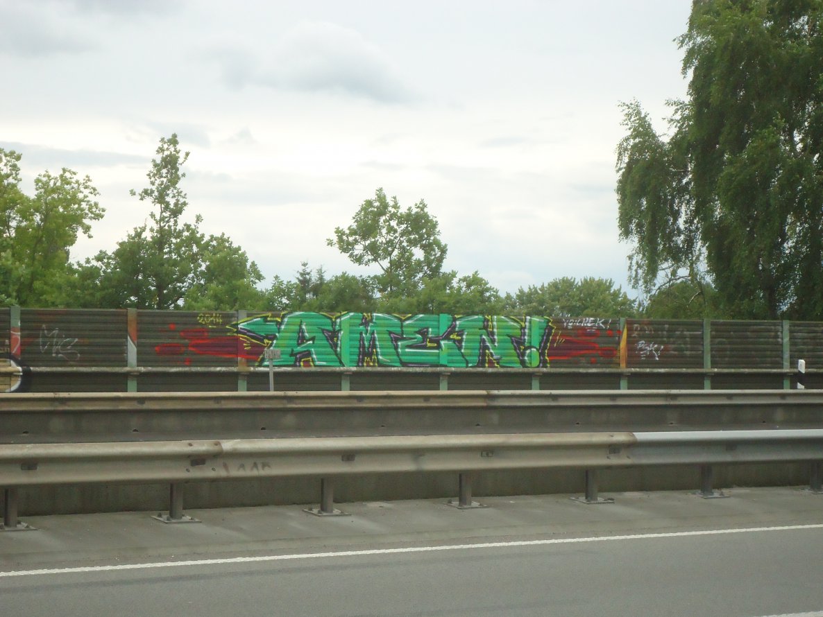 Graffiti Bombing - Photo by oldenburgcity - amen (2014)