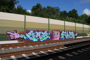 Graffiti Bombing - Photo by oldenburgcity - ems, rlz (2014)