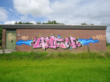 Graffiti Bombing - Photo by oldenburgcity - amen (2014)