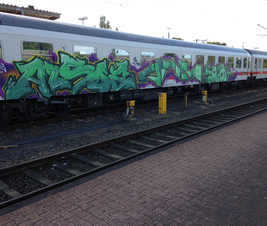 Graffiti Wall - Photo by oldenburgcity - alsoe, onil, raid
