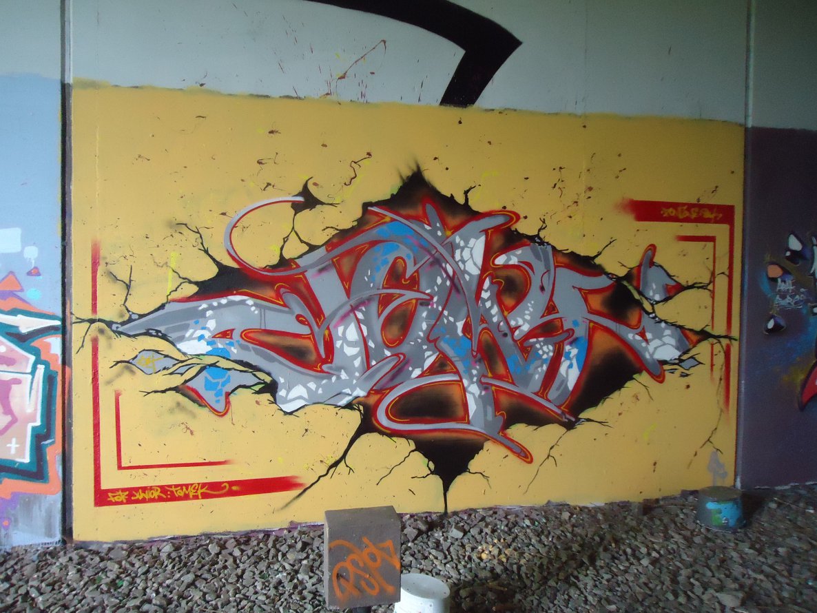 Graffiti Wall - Photo by oldenburgcity - dont (2014)
