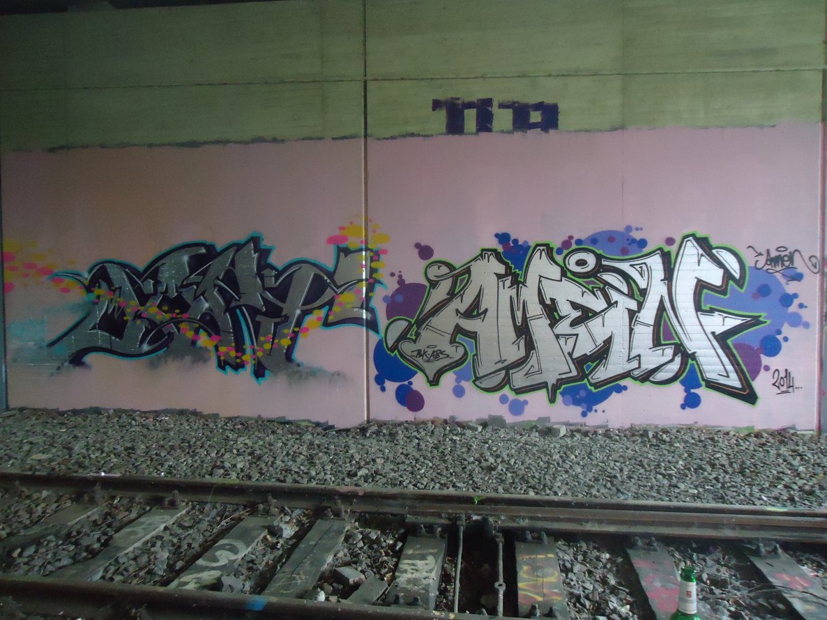 Graffiti Wall - Photo by oldenburgcity - dont, amen (2014)