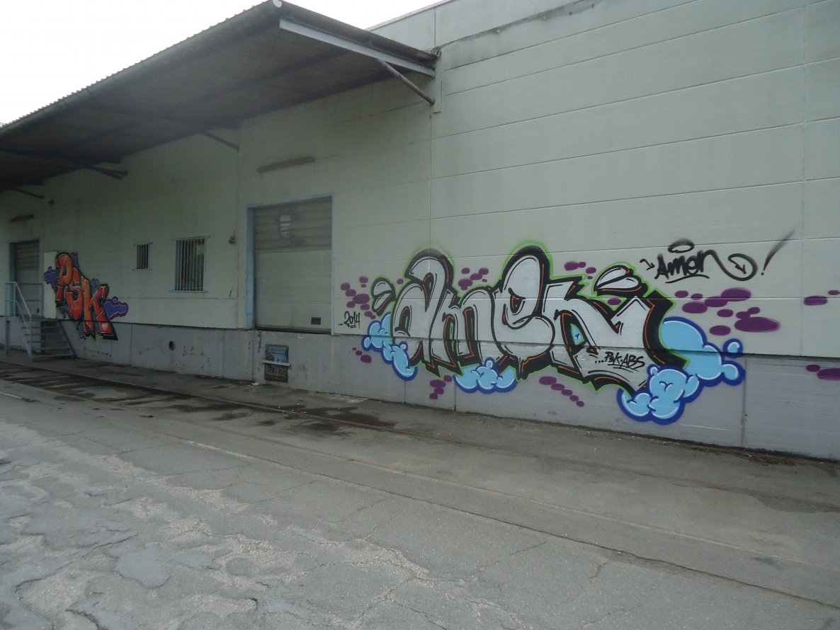 Graffiti Bombing - Photo by oldenburgcity - amen (2014)