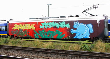 Graffiti Train - Photo by oldenburgcity - rezk, skin, alsoe (2014)