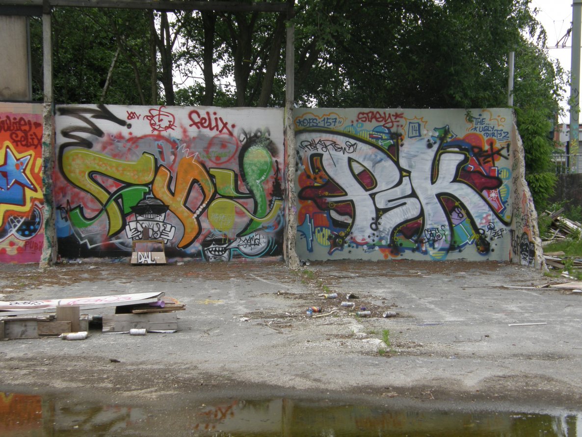 Graffiti Wall in Groningen - Photo by oldenburgcity - cody, psk (2014)