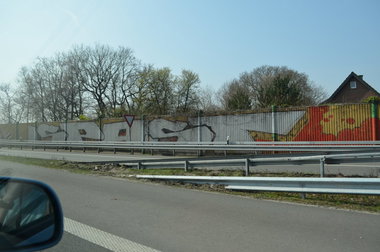 Graffiti Bombing - Photo by oldenburgcity - spast