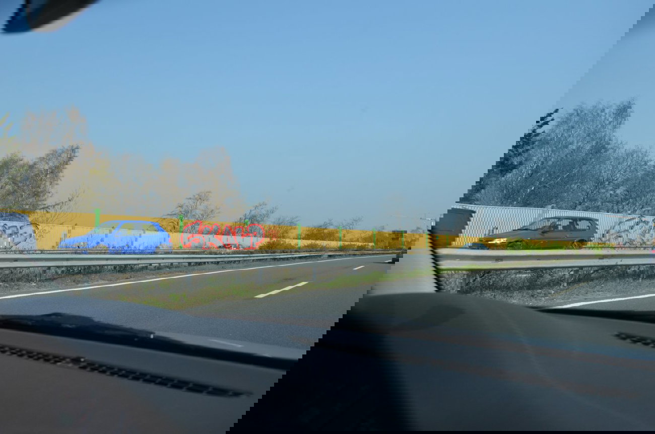 Graffiti Bombing - Photo by oldenburgcity - skalp (2014)