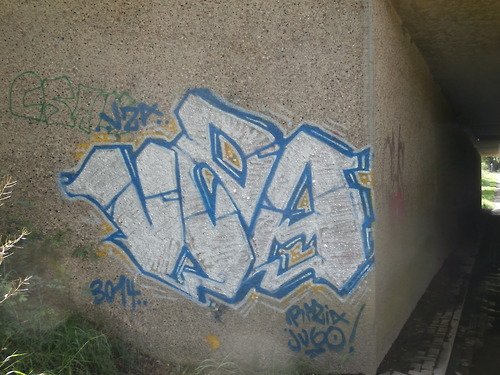 Graffiti Bombing - Photo by oldenburgcity - vza (2014)