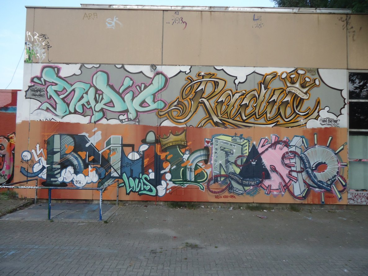 Graffiti Wall - Photo by oldenburgcity - radio (2014)