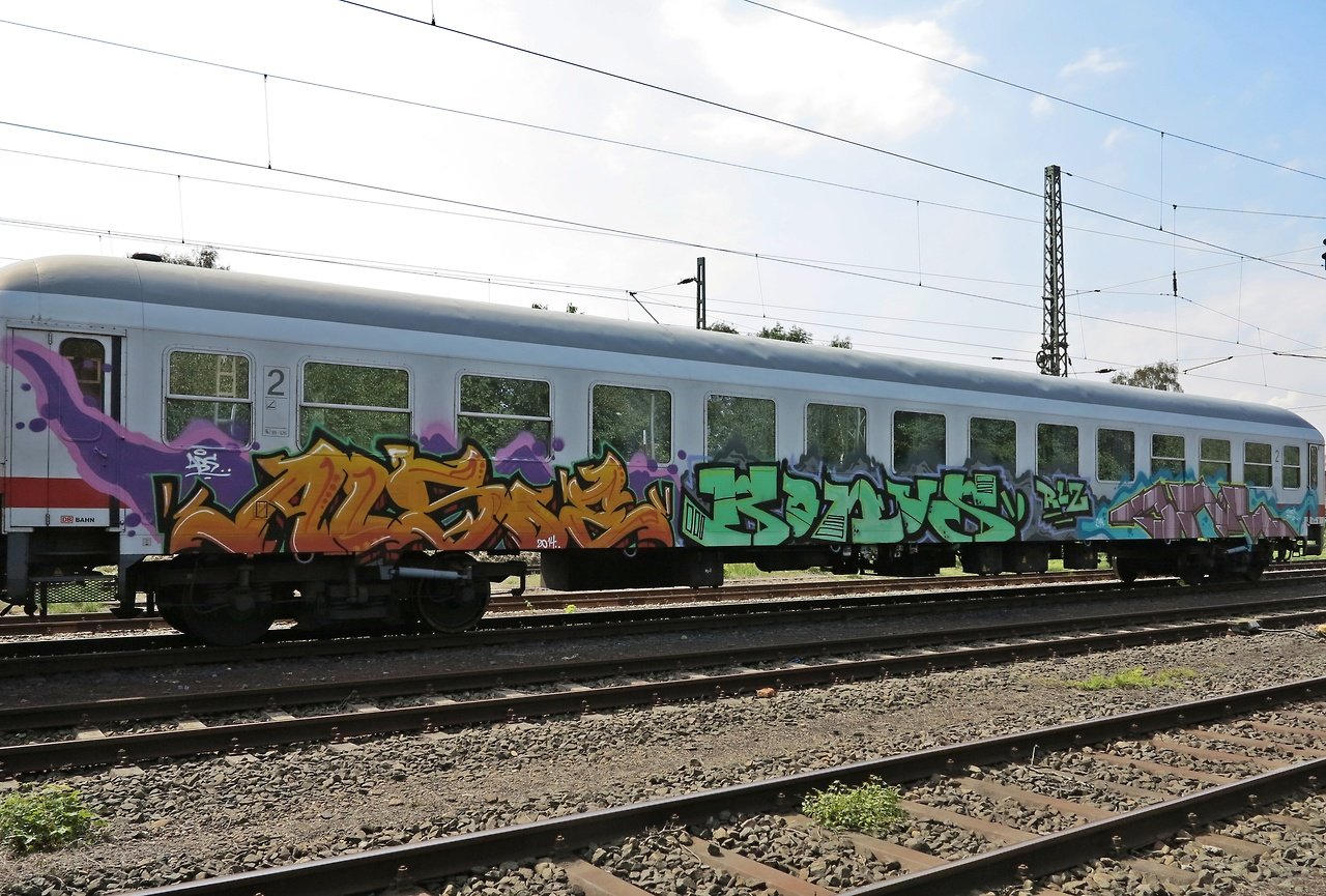 Graffiti Train - Photo by oldenburgcity - alsoe, bonus, onil (2014)