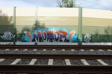 Graffiti Bombing - Photo by oldenburgcity - motor (2014)