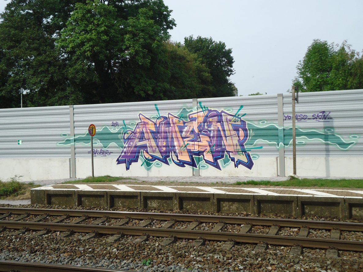 Graffiti Bombing - Photo by oldenburgcity - amen (2014)