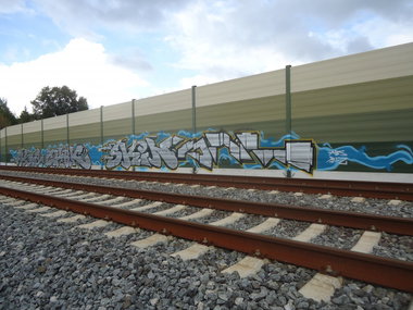 Graffiti Bombing - Photo by oldenburgcity - alsoe, chek, skin (2014)