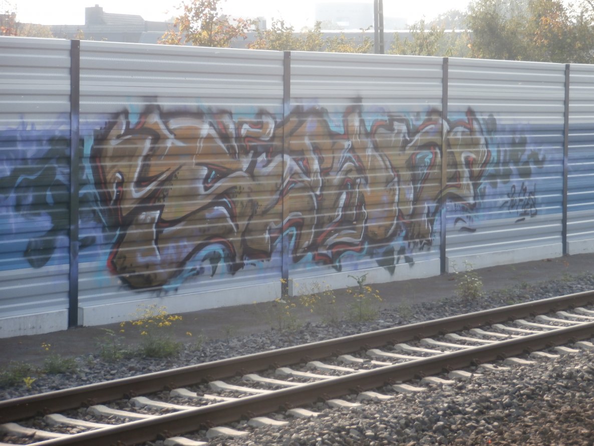 Graffiti Bombing - Photo by oldenburgcity - sawn (2014)