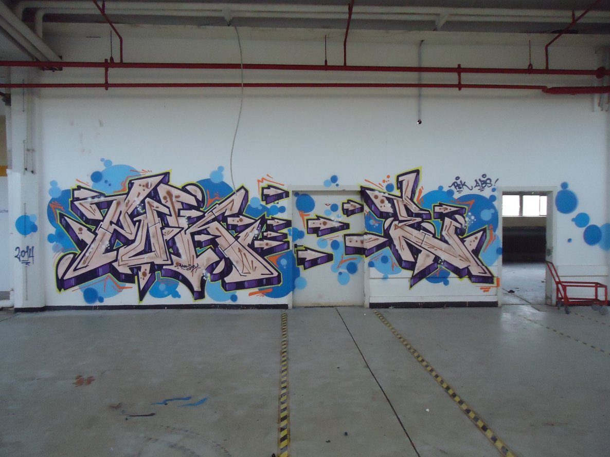 Graffiti Wall - Photo by oldenburgcity - poke (2014)