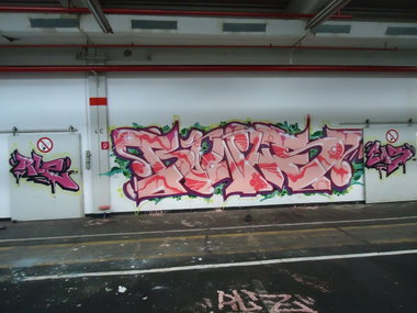 Graffiti Wall - Photo by oldenburgcity - bonus (2014)
